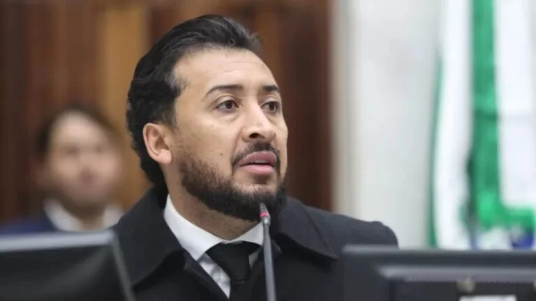 Soldado Adriano José no plenário